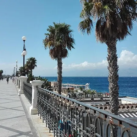 Casa Tra Gli Ulivi - Reggio Calabria-motta San Giovanni *